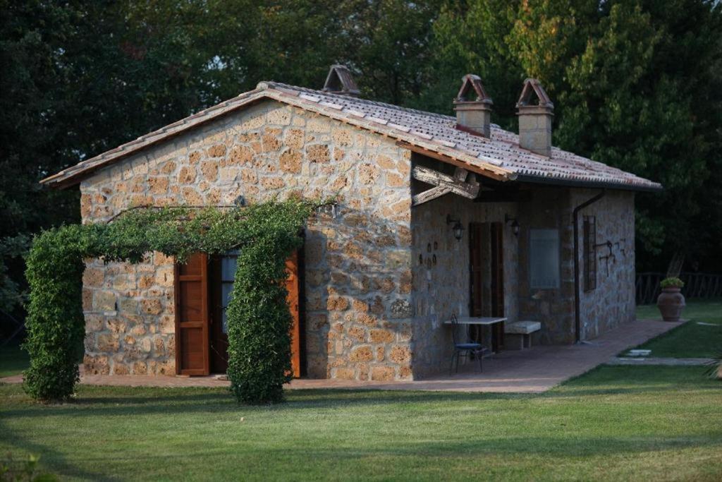 Agriturismo Eco-Bio Villa Vacasio Pitigliano Exteriör bild